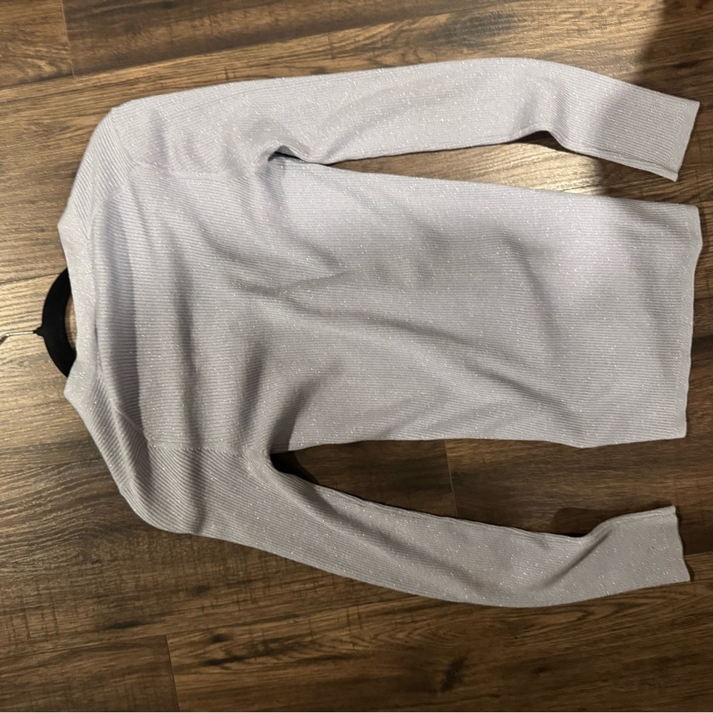 Prada Metallic Silk Blend Light Gray Button-Up Ribbed Cardigan sz IT 42 - Picture 5 of 7